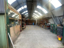 
                                                                                        Location
                                                                                         HANGAR A LOUER IDÉAL ARTISAN/ENTREPRENEUR