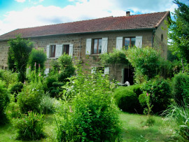 Vente
HAUTE ARDECHE ANCIENNE FERME 8 HA