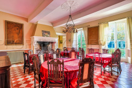 
                                                                                        Vente
                                                                                         HAUTE GARONNE CHATEAU 17ème EVENEMENTIEL MARIAGES