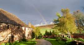 
                                                                                        Vente
                                                                                         HAUTE LOIRE PROPRIETE GITE CH. HOTES 1000 M² 6 HA