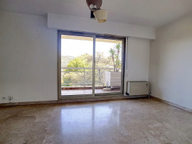 
                                                                                        Location
                                                                                         Hauteurs de Cimiez - Studio vide de 32 m2 terrasse