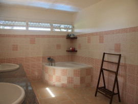 
                                                                                        Vente
                                                                                         VILLA MEUBLÉE F7