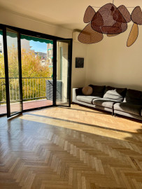 Location
                                                                                HERRIOT