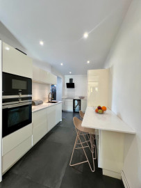 Location
                                                                                HERRIOT