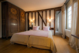 
                                                                                        Vente
                                                                                         Hôtel - Restaurant de charme à vendre à Signy L'Abbaye - Ardennes