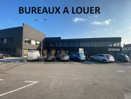Location
Hoymille proche de Bergues bureaux refait à neuf