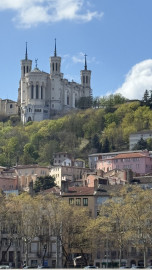 
                                                                                        Vente
                                                                                         Hyper-centre de Lyon 69001- Duplex cosy au Coeur de la Presqu'île / Saint-Nizier.