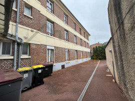 Location
HYPER CENTRE ST QUENTIN : STUDIO