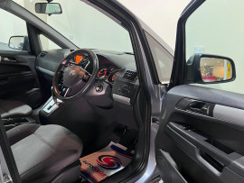 Voiture
Hyundai Zafira 1.9 CDTi Exclusiv MPV 5dr Diesel Auto Euro 4 (120 ps) MPV