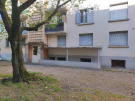 
                                                                                        Vente
                                                                                         Idéal investisseur T4 à rénover