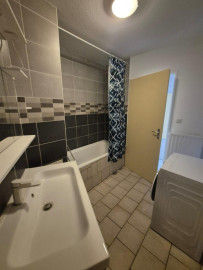 
                                                                                        Location
                                                                                         Ideal Student Appartment