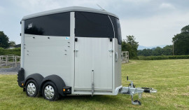 
                                                                                        Accessoires
                                                                                         Ifor Williams HBX 403 argent (2020)