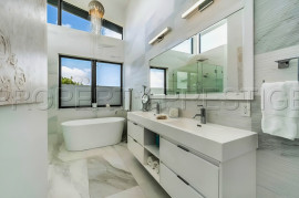 Vente
ILE CAÏMAN - GRAND CAYMAN VILLA PIEDS DANS L'EAU