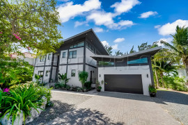 Vente
ILE CAÏMAN - GRAND CAYMAN VILLA PIEDS DANS L'EAU
