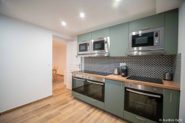 
                                                                                        Vente
                                                                                         Immeuble 14 pièces