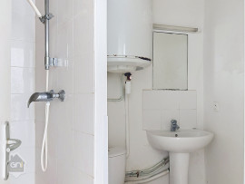 
                                                                                        Vente
                                                                                         Immeuble de 4 lots à rafraichir