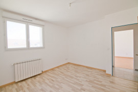 
                                                                                        Vente
                                                                                         Immeuble de rapport  15 appartements  Romilly (10)