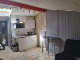 
                                                                                        Vente
                                                                                         IMMEUBLE D'INVESTISSEMENT NIORT