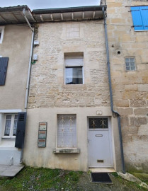 
                                                                                        Vente
                                                                                         IMMEUBLE D'INVESTISSEMENT NIORT