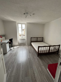 
                                                                                        Vente
                                                                                         IMMEUBLE D'INVESTISSEMENT NIORT