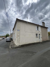 
                                                                                        Vente
                                                                                         IMMEUBLE D'INVESTISSEMENT NIORT