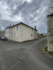 
                                                                                        Vente
                                                                                         IMMEUBLE D'INVESTISSEMENT NIORT
