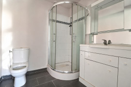 
                                                                                        Vente
                                                                                         IMMEUBLE EN COPROPRIÉTÉ - 3 LOTS D’HABITATION