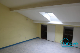 
                                                                                        Vente
                                                                                         Immeuble et parking au coeur de Grenade