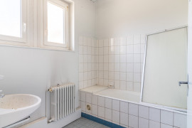 
                                                                                        Vente
                                                                                         Immeuble mixte de 2 619 m² à Calais (62)