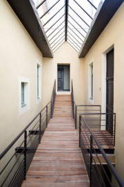 
                                                                                        Vente
                                                                                         Immeuble Nîmes - 1 590 m²