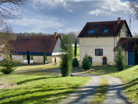 
                                                                                        Vente
                                                                                         INDRE ET LOIRE DOMAINE D'EXCEPTION 46 HA