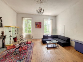 Vente
INTRAMUROS - Grand appartement de cachet