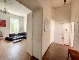 Vente
INTRAMUROS - Grand appartement de cachet