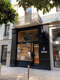 
                                                                                        Vente
                                                                                         Investissement Commerce Macé - Cannes