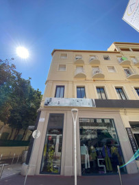 
                                                                                        Vente
                                                                                         Investissement Commerce Macé - Cannes