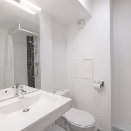 
                                                                                        Vente
                                                                                         Investissement locatif - studio 2e étage