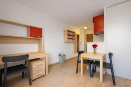 
                                                                                        Vente
                                                                                         Investissement locatif - studio 5e