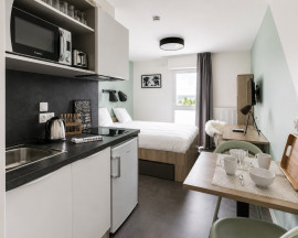 
                                                                                        Vente
                                                                                         Investissement locatif - studio 5e avec terrasse