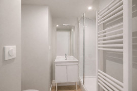 
                                                                                        Vente
                                                                                         Investissement locatif - studio 6e étage
