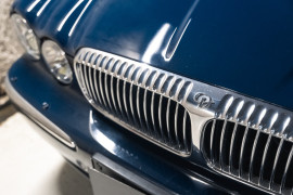 
                                                                                        Voiture
                                                                                         Jaguar Daimler Super Eight LWB