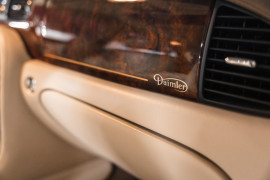 
                                                                                        Voiture
                                                                                         Jaguar Daimler Super Eight LWB