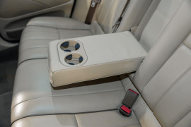 
                                                                                        Voiture
                                                                                         Jaguar S-Type R Supercharged V8 4.2 396
