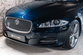 
                                                                                        Voiture
                                                                                         Jaguar XJ Sural Supersport Empattement Long
