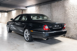 
                                                                                        Voiture
                                                                                         Jaguar XJR V8 4.2 400