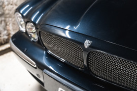 
                                                                                        Voiture
                                                                                         Jaguar XJR V8 4.2 400