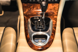 
                                                                                        Voiture
                                                                                         Jaguar XJR V8 4.2 400