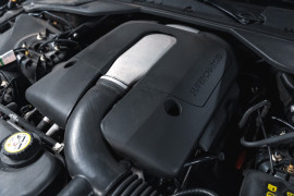 
                                                                                        Voiture
                                                                                         Jaguar XJR V8 4.2 400