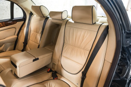 
                                                                                        Voiture
                                                                                         Jaguar XJR V8 4.2 400