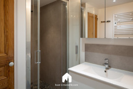 
                                                                                        Location
                                                                                         Jardin de Mermoz
