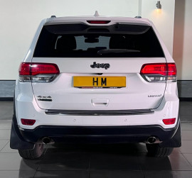Voiture
                                                                                Jeep Grand Cherokee 3.0 V6 CRD Limited Plus SUV 5dr Diesel Auto 4WD Euro 5 (247 bhp)
